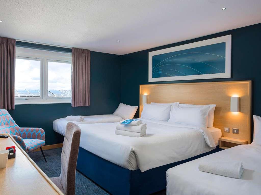 Travelodge Bath Central الغرفة الصورة